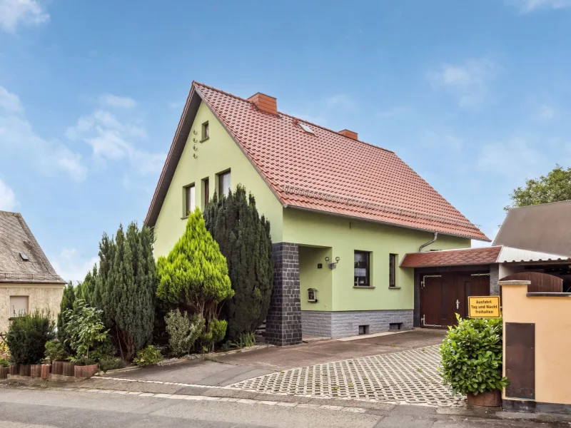 Einfamilienhaus -Nebengelass - Haus kaufen in Unterwellenborn - Einfamilienhaus mit Gewerbe oder Gästehaus in Unterwellenborn