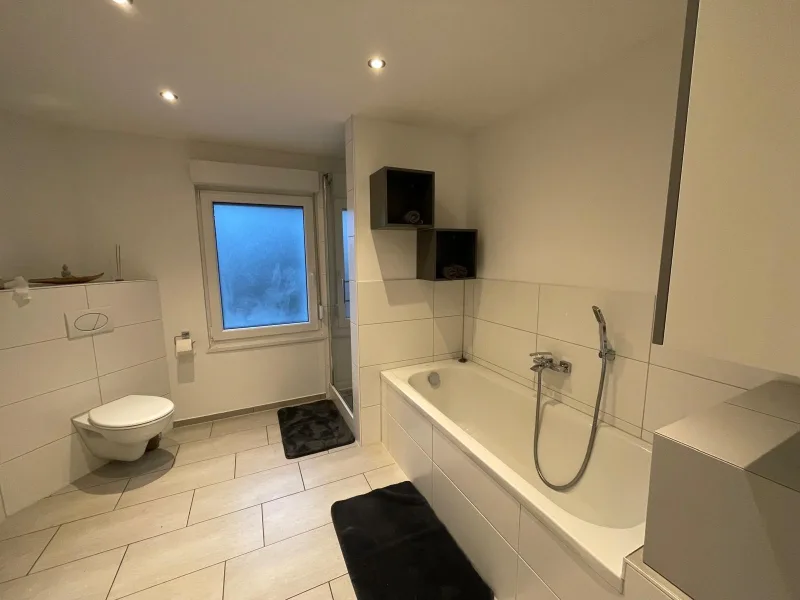 Badezimmer EG