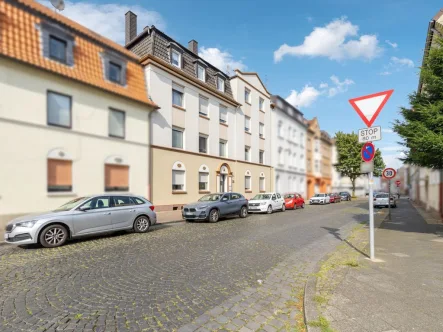 Straßenansicht  - Wohnung kaufen in Herne - Geräumige Eigentumswohnung in zentraler und dennoch ruhiger Lage von Herne-Wanne