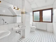 Badezimmer 1 im OG II