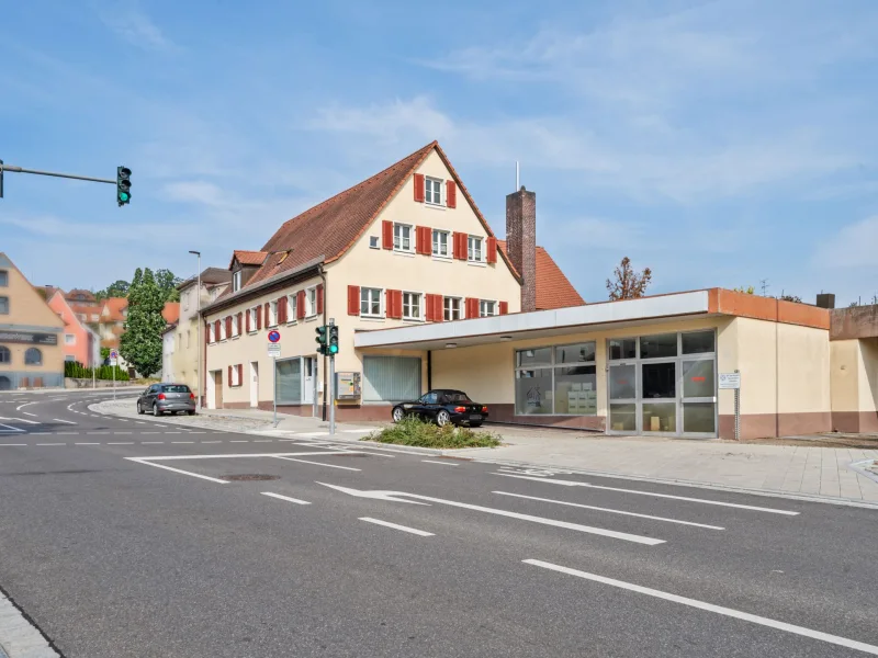 Außenansicht  - Haus kaufen in Ansbach - Einmaliges Wohn- und Geschäftshaus mitten in Ansbach