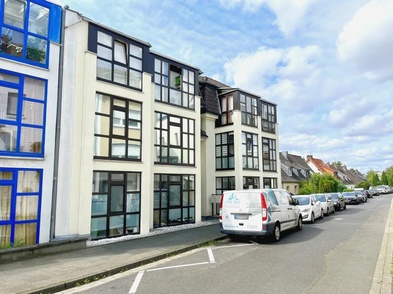 Titelbild - Wohnung kaufen in Bonn - Vermietete Eigentumswohnung mit Wintergarten in Bonn-Lengsdorf