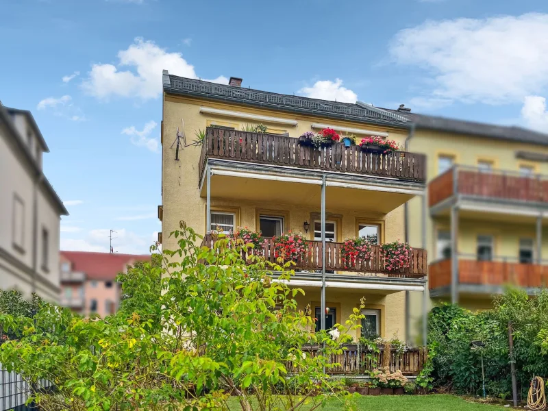 Titelbild - Haus kaufen in Meißen - Mehrfamilienhaus mit 3 Wohneinheiten in traumhaft schöner Lage in Meißen-Zentrum