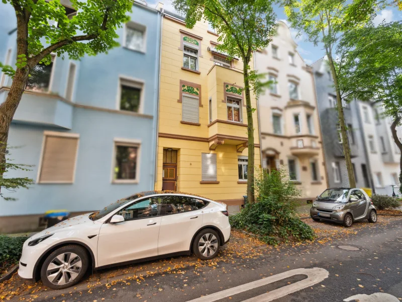 Titelbild - Wohnung kaufen in Düsseldorf - Düsseldorf-Benrath: Kernsanierte 2-Zimmer-Wohnung mit ca. 53 m² Wohnfläche in Rheinnähe 