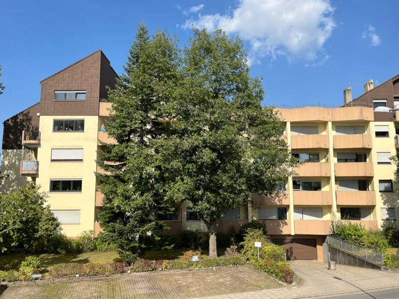 Außenansicht - Wohnung kaufen in Bayreuth - Attraktive 1-Zimmerwohnung mit Südbalkon und moderner Einbauküche in gefragter Wohnlage von Bayreuth