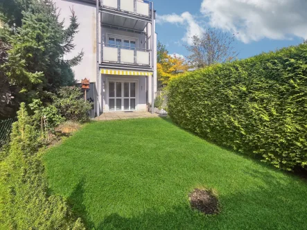 Titelbild - Wohnung kaufen in Gersthofen - Barrierefreie 2-Zimmer- Wohnung mit Gartenanteil in ruhiger Lage in Gersthofen