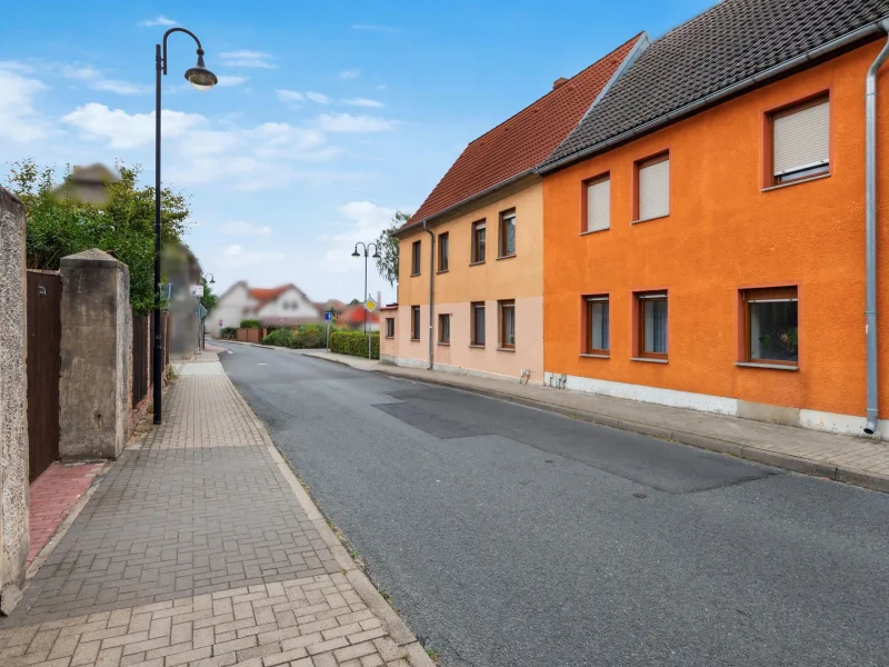 Ansicht - Haus kaufen in Gräfenhainichen - Zwei Häuser zum Preis von Einem – inklusive Baugrundstück in Gräfenhainichen