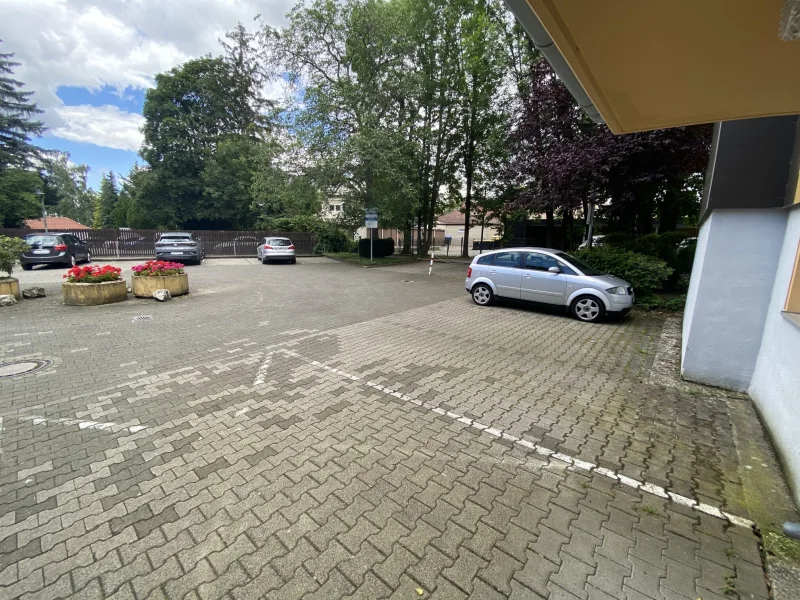 Parkplatz 4