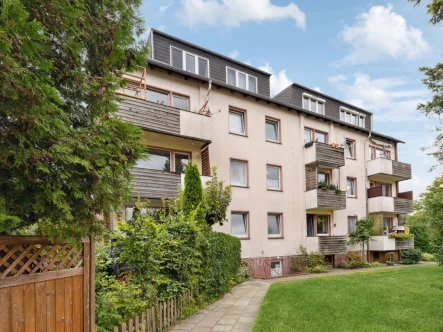 Außenansicht - Wohnung kaufen in Oldenburg - Gemütliche Erdgeschosswohnung mit Balkon und Garage in Oldenburg