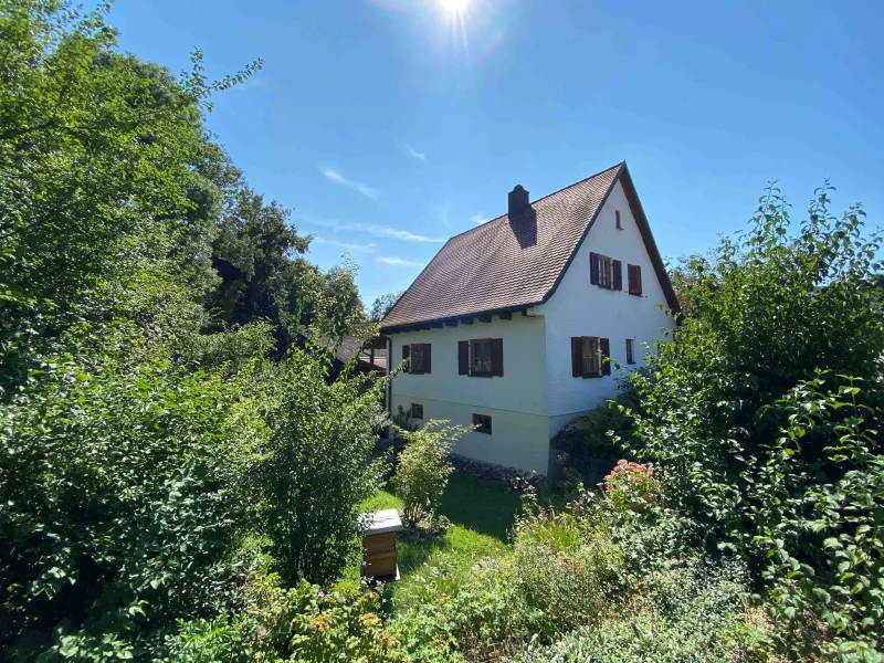 Ansicht - Haus kaufen in Reichertshausen - Charmantes Einfamilienhaus in idyllischer Lage – Ihr neues Zuhause im Grünen