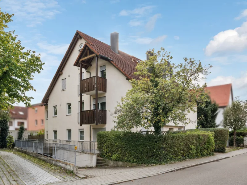 Titelbild - Wohnung kaufen in Ingolstadt - Zentrumsnahe 3-Zimmer-Maisonette-Wohnung mit Balkon und Tiefgaragenstellplatz in Ingolstadt-Mitte