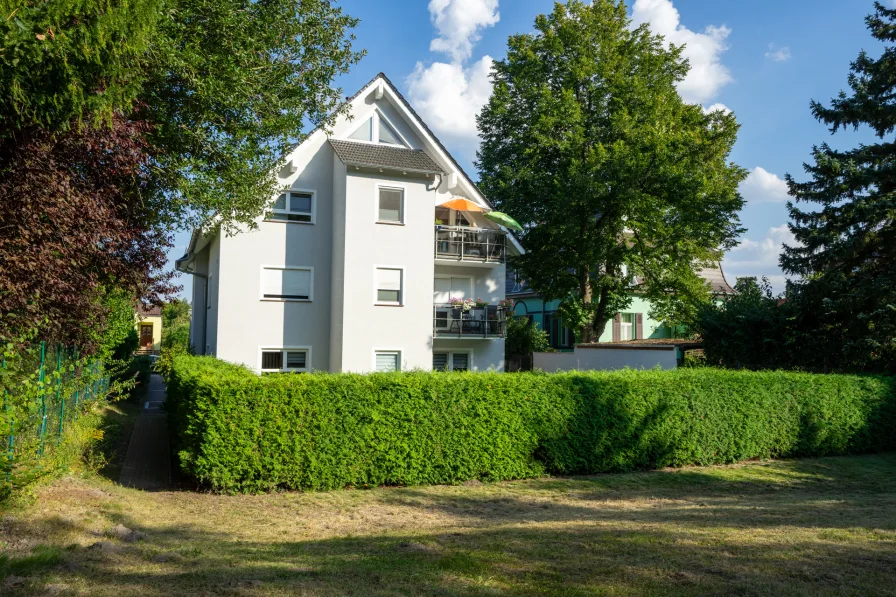 Vorderansicht - Wohnung kaufen in Halle - 3-Zimmer-Eigentumswohnung in Bestlage von Halle