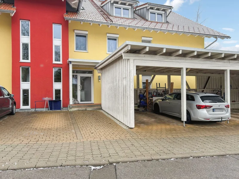 Eingang-Carport