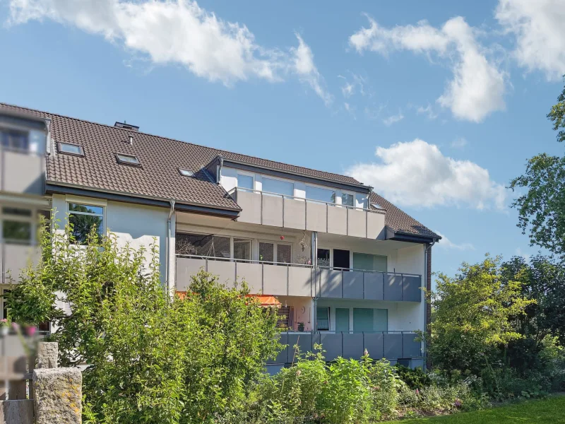 Rückansicht - Wohnung kaufen in Laboe - Ruhig gelegene 2-Zimmer-Wohnung mit großem Sonnenbalkon in Sackgassenlage von Laboe