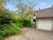 Hausansicht und Garage_2