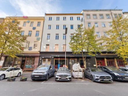 Hausansicht - Wohnung kaufen in Berlin - Charmante 2-Zimmer-Altbauwohnung in sehr gefragter Lage von Berlin-Kreuzberg