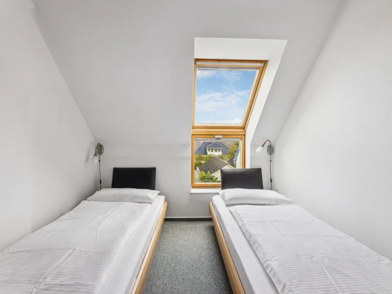 Schlafzimmer 2