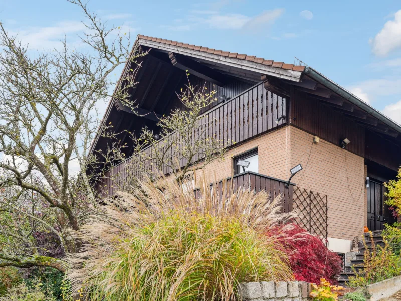 Frontansicht - Haus kaufen in Blaustein - Vermietetes Mehrfamilienhaus in attraktiver Lage in Blaustein