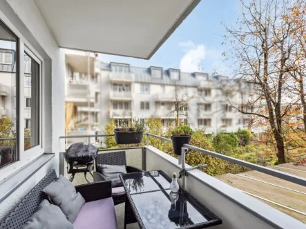 Balkon - Wohnung kaufen in München - Praktische 3-Zimmer-Eigentumswohnung mit Ostbalkon und TG Stellplatz in München &quot;Sendling-Westpark&quot;