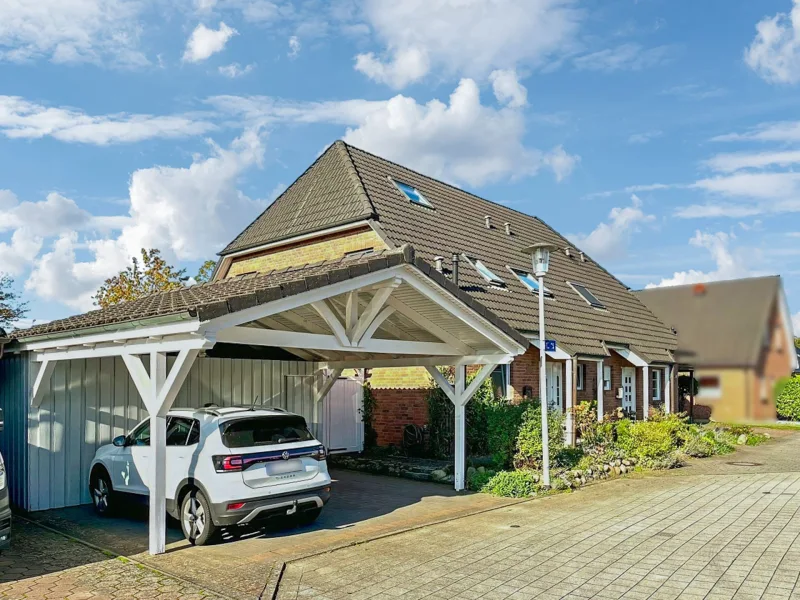 Doppel-Carport mit Wallbox 