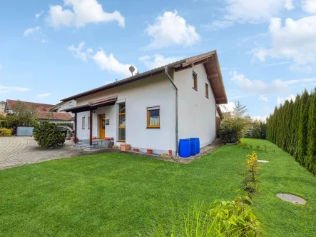 Ansicht Garten - Haus kaufen in Laberweinting - Charmantes Einfamilienhaus in ruhiger Lage von Laberweinting