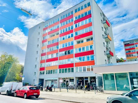 Ansicht - Büro/Praxis kaufen in München - Vielseitig nutzbare Gewerbefläche in bester Lage von Schwabing-West