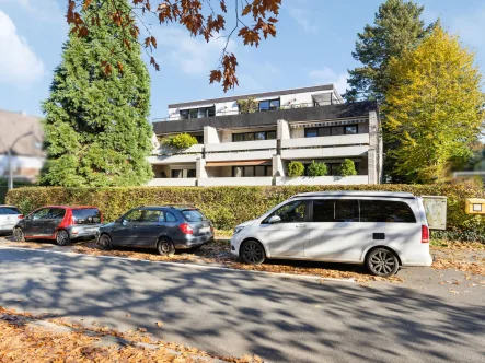 Außenansicht - 1 - Wohnung kaufen in Hamburg - Gepflegte, teilsanierte 3-Zimmer-Wohnung mit großer Süd-Loggia in Hamburg