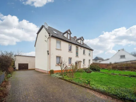 Titelbild - Haus kaufen in Schönebeck - Wohnen mit Elbblick in Schönebeck (Elbe) OT Grünwalde