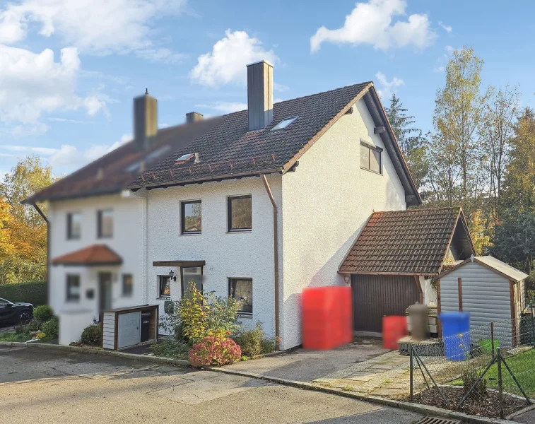 Titelbild - Haus kaufen in Passau - 2025 kann kommen, im eigenen Haus! Kinderfreundliche, vielseitig nutzbare und ruhige DHH in Passau