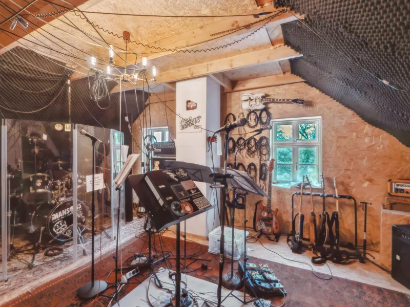 Musikstudio im Nebengebäude