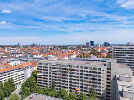 Drohnenaufnahmen - Wohnung kaufen in München - Erbbaurecht! Vermietetes Apartment im 9. OG mit Weitblick in München Au-Haidhausen