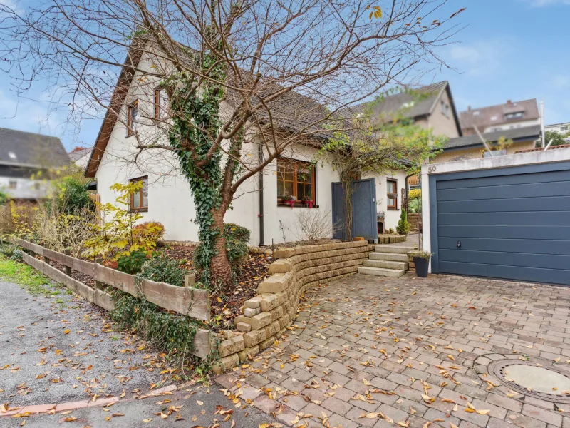 Titelbild - Haus kaufen in Hiddenhausen - Exklusives Einfamilienhaus in Hiddenhausen Schweicheln-Bermbeck