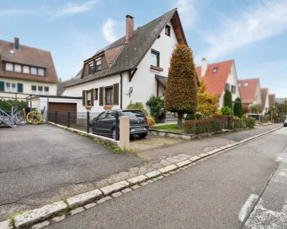 Titelbild - Haus kaufen in Villingen-Schwenningen - Charmantes Einfamilienhaus in Traumlage von Villingen-Schwenningen