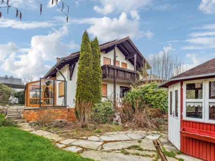 Ansicht - Haus kaufen in Münchberg - Einzigartiges Anwesen mit viel Platz in begehrter Wohnlage von Münchberg!