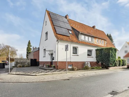 Hausansicht - Haus kaufen in Steinfurt - Erbpacht: Aufwendig sanierte und modernisierte Doppelhaushälfte in Burgsteinfurt