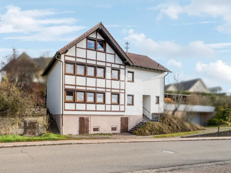 Hausansicht - Haus kaufen in Haigerloch - Charmantes Einfamilienhaus in Haigerloch-Weildorf