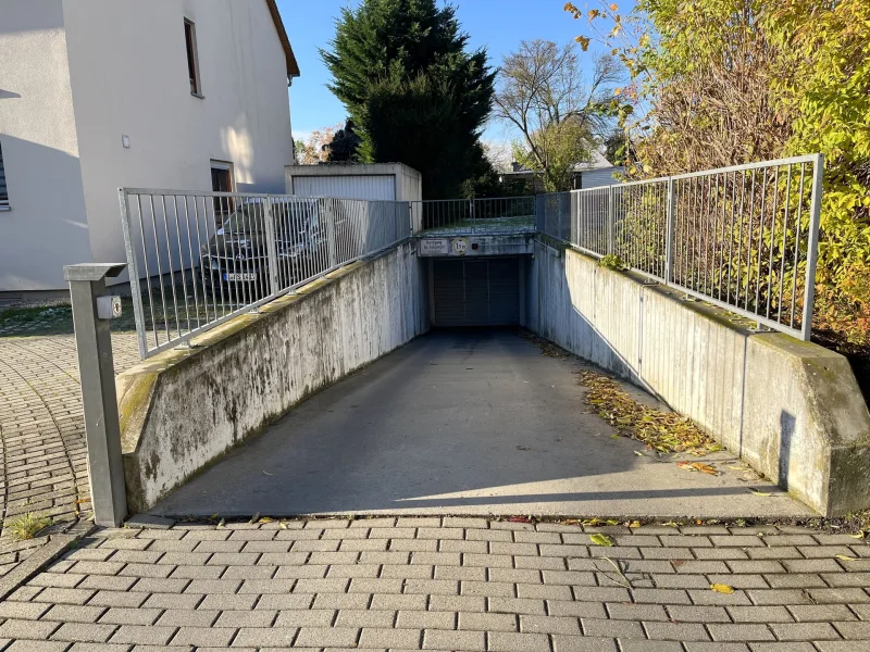 Einfahrt Tiefgarage