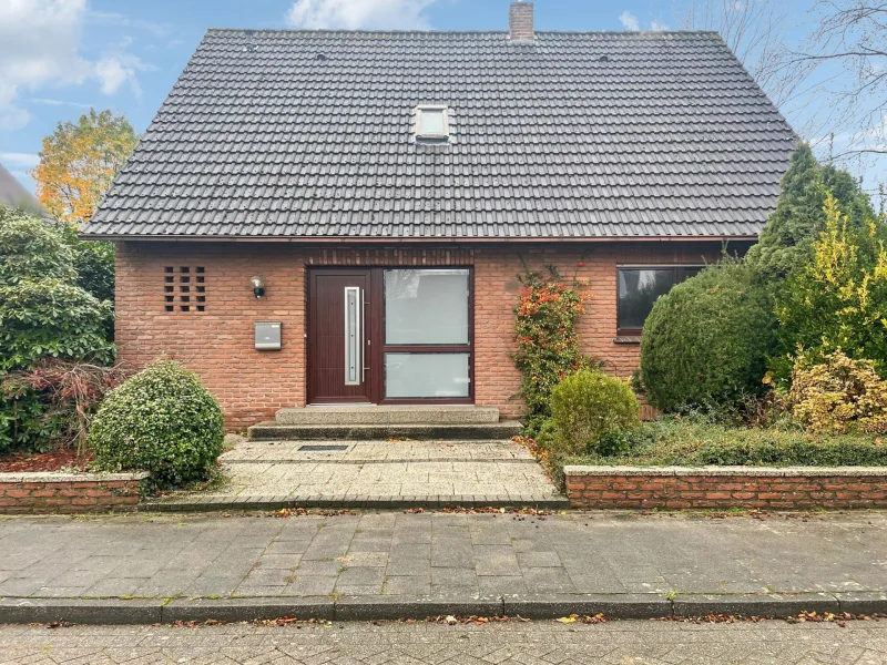 Titelbild - Haus kaufen in Nordhorn - Familientraum in Nordhorn: Freistehendes Haus mit viel Potenzial und idealer Lage