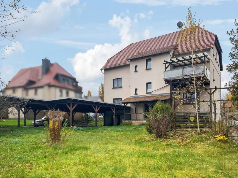 Blick vom Grundstück - Haus kaufen in Ebersbach-Neugersdorf - Eigennutzung oder Vermietung? - Bezugsfrei- 3-Familien-Wohnhaus in Ebersbach-Neugersdorf