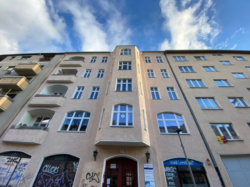 Titel - Wohnung kaufen in Berlin - Berlin Moabit - Bezugsfreie 2-Zimmer-Altbauwohnung in ruhiger Lage