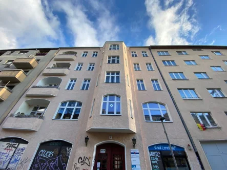 Titel - Wohnung kaufen in Berlin - Berlin Moabit - Bezugsfreie 2-Zimmer-Altbauwohnung in ruhiger Lage