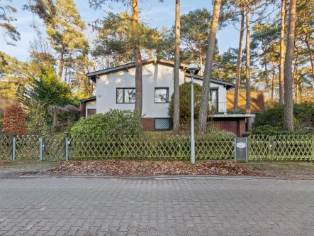 Hausansicht - Titelbild - Haus kaufen in Berlin - Großes, freistehendes Einfamilienhaus in begehrter Lage von Berlin-Frohnau