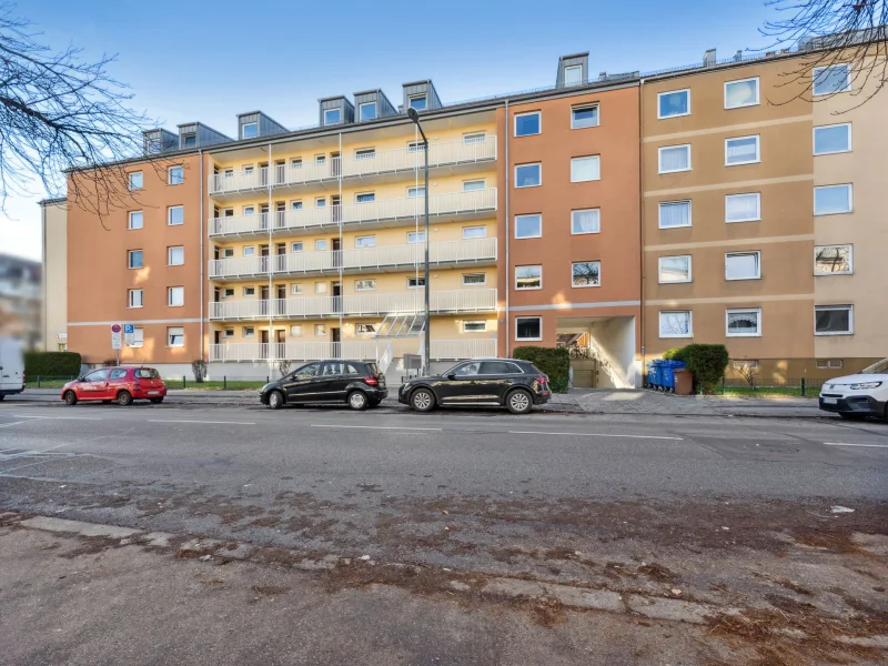 Titelbild - Wohnung kaufen in München - Geräumiges und lichtdurchflutetes 1-Zimmer-Apartment in beliebter Wohnlage in München-Sendling 