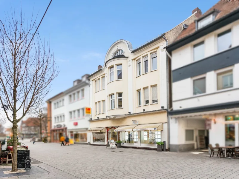 Titelbild - Haus kaufen in Bad Salzuflen - Exklusives Wohn- und Geschäftshaus in der Fußgängerzone von Bad Salzuflen