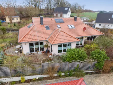 Hausansicht I - Haus kaufen in Retschow - Energieeffizientes Einfamilienhaus mit ELW und Gewerbe in Retschow südwestlich von Bad Doberan