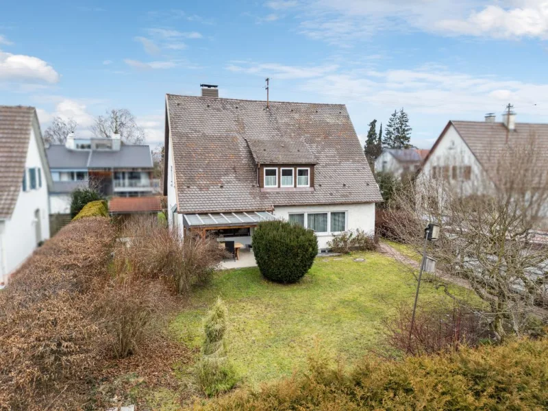 Außenansicht - Haus kaufen in Memmingen - Einfamilienhaus in Top-Lage im Memminger Westen