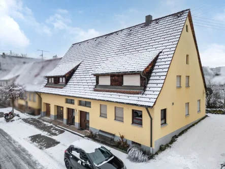 Außenansicht 1 - Haus kaufen in Deißlingen - Charmante Doppelhaushälfte mit großem Garten in Deißlingen