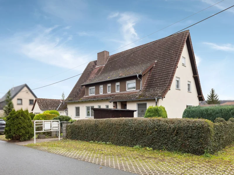 Ansicht  - Haus kaufen in Wetterzeube - Vielseitiges und großzügiges Zuhause - Einfamilienhaus mit ehemaliger Praxis in Wetterzeube