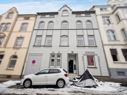 Hausansicht - Wohnung kaufen in Wuppertal - Charmante 3-Zimmer-Maisonettewohnung mit Einbauküche in Wuppertal Vohwinkel