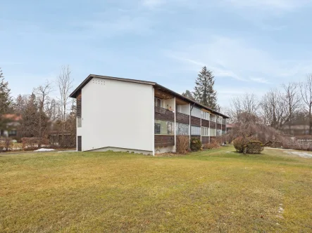 Titelbild - Wohnung kaufen in Gmund am Tegernsee - Moderne 2-Zimmer Maisonettewohnung in Gmund am Tegernsee in ruhiger Seelage